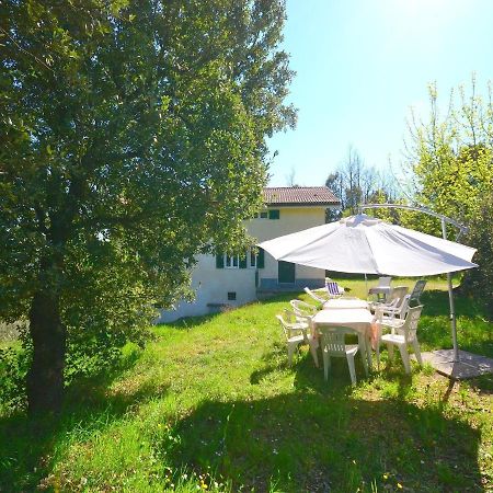 Spacious Home Surrounded By Nature Sesta Godano Chambre photo